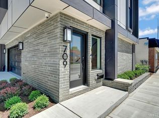 709 E Eleven Mile Rd #1C6480A5A, Royal Oak, MI 48067