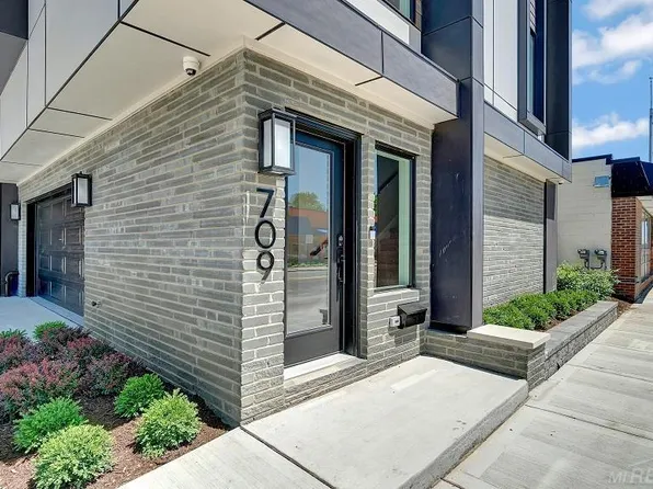 709 E Eleven Mile Rd #1c6480a5a, Royal Oak, MI 48067