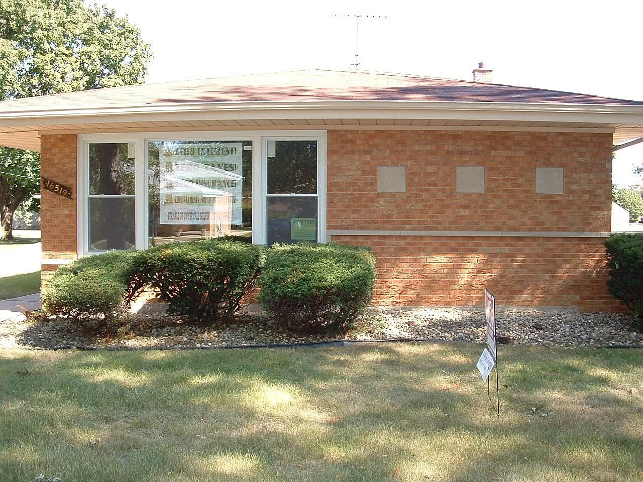16519 Greenwood Ave photo 1