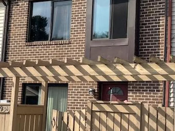 9936 Brookridge Ct, Montgomery Village, MD 20886