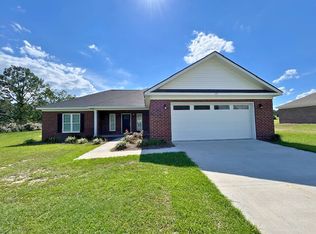101 Old Auburn Ln, Brooklet, GA 30415