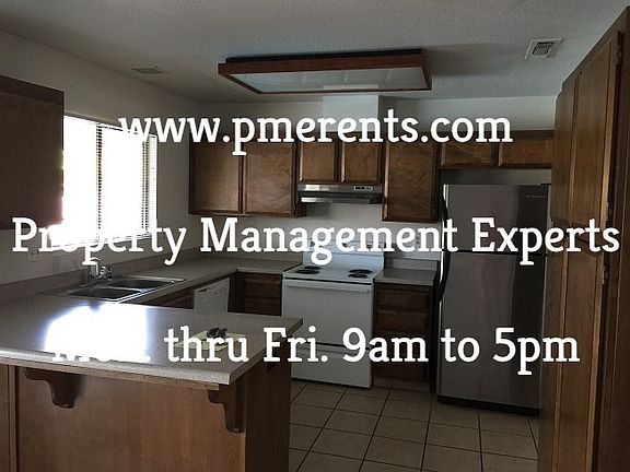 4th image of 1121 Bradford Cir