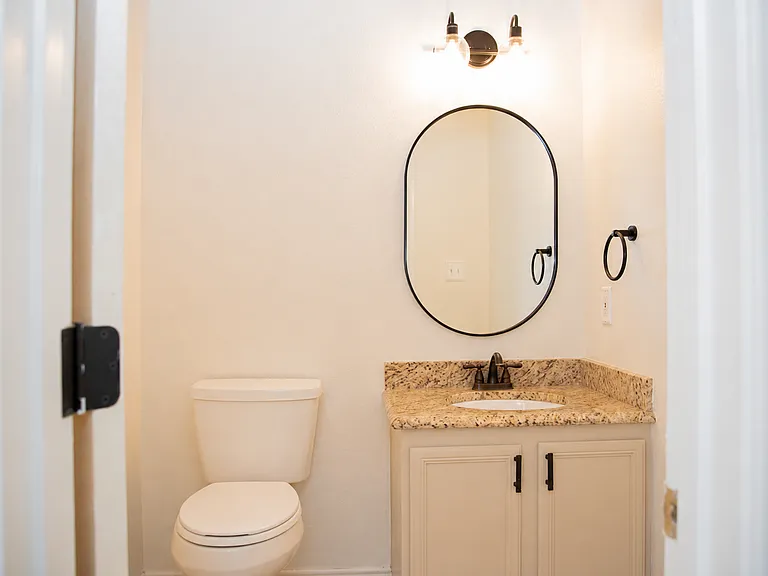2201 Driskell Ln — Photo 20