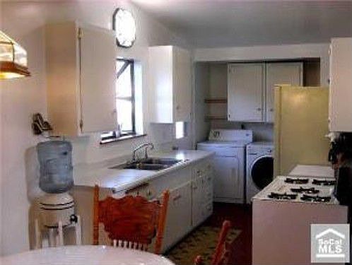 4th image of 2124 Sterling Ave