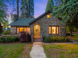300 McCloud Ave, Mount Shasta, CA 96067