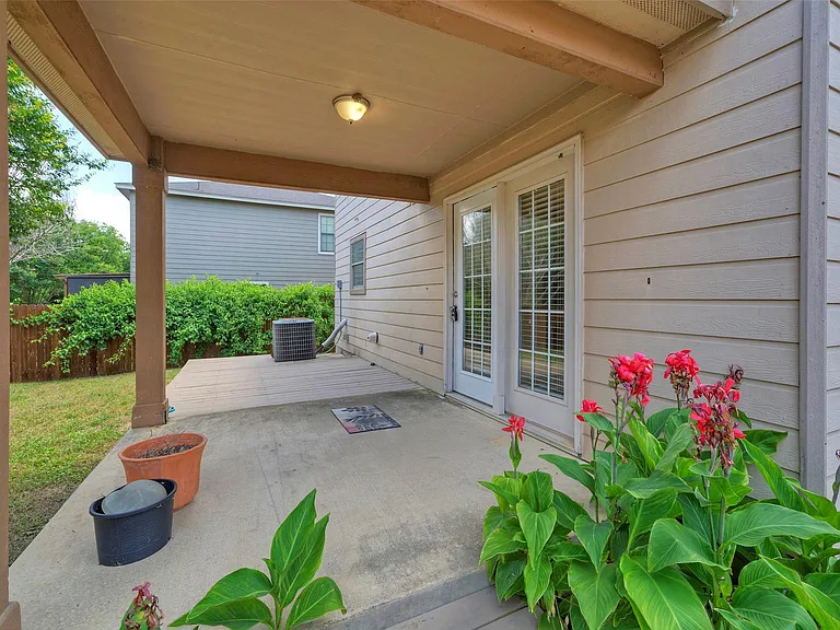 140 Plum Path — Photo 17