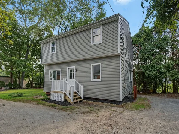 3-3 Buttonwood Cir #R, North Attleboro, MA 02760
