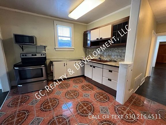 5th image of 532 Crescent Blvd #200