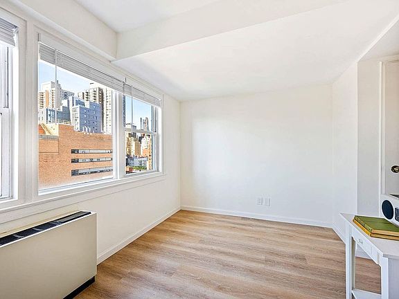 3rd image of 520 E 76th St APT 14A
