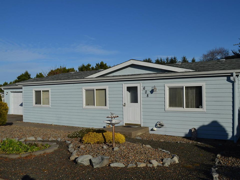 1st image of 6090 NE Evergreen Ln