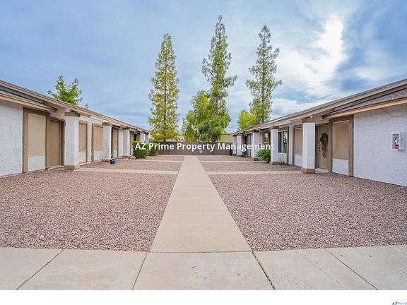 3rd image of 2807 E Capri Cir APT 3