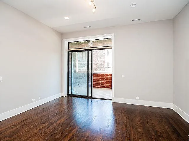 4601 N. Ravenswood Ave. — Photo 18