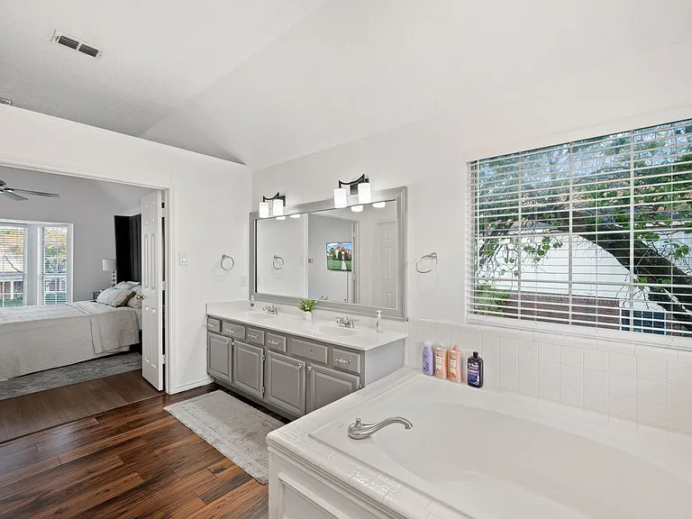 141 Morningside Dr — Photo 57