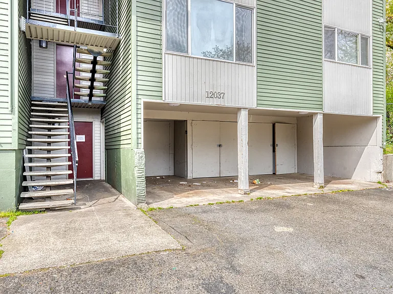 12037 Des Moines Memorial Dr S #5 — Photo 13
