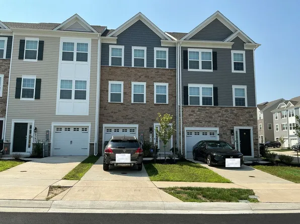8383 Dieter Dr, Rosedale, MD 21237