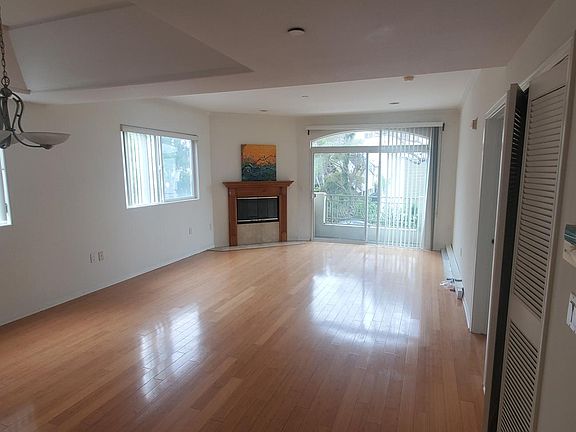 2nd image of 1952 Selby Ave APT 201