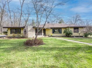 100 Warren Dr, Michigan City, IN