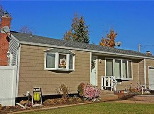 31 Codman St, Brentwood, NY 11717