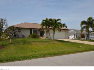 2453 Cherimoya Ln, Saint James City, FL 33956