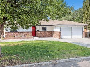 4433 E Simpson Ave, Fresno, CA 93703