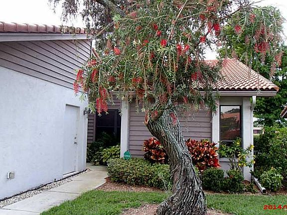 4th image of 3835 Wilshire Cir W
