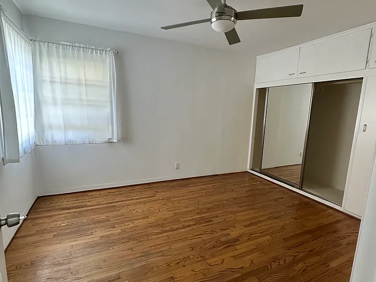 1535 Harvard St #A — Photo 11