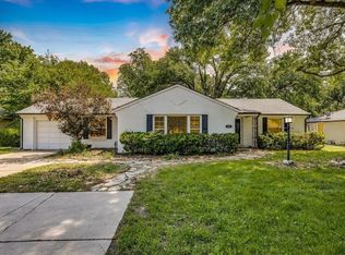 220 N Edgemoor Dr, Wichita, KS 67208