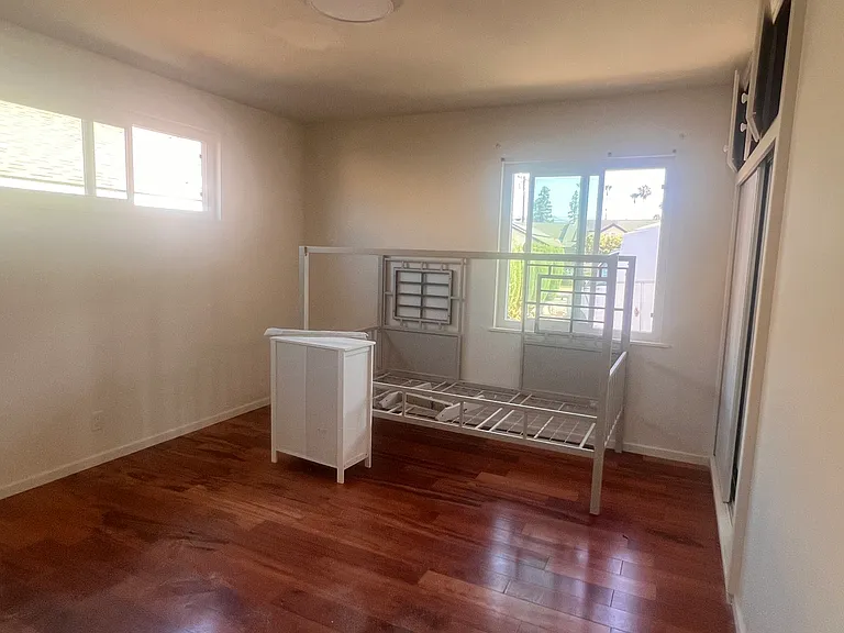 16732 Loukelton St — Photo 10
