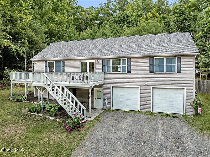 2nd image of 108 Glenwild Road