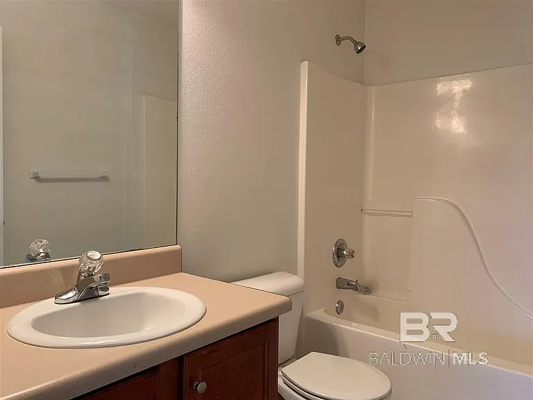 16215 Mansion St — Photo 23