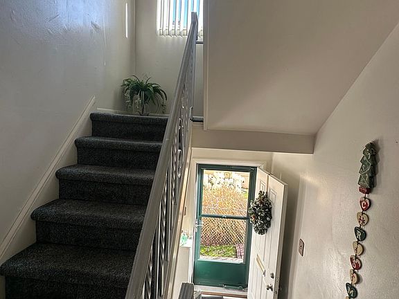 3rd image of 508 Hoffnagle St Floor 2