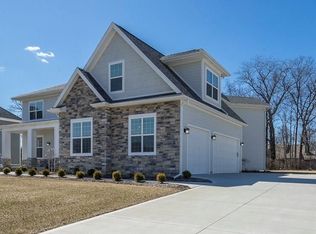 26041 Seminary Rd, Perrysburg, OH 43551