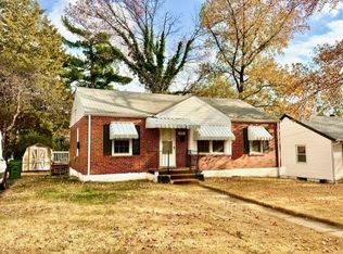 3624 San Jose Ln, Saint Ann, MO 63074