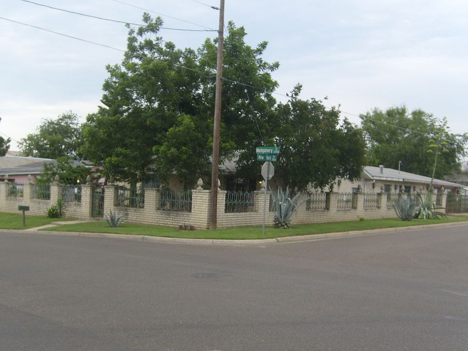 Corner lot
