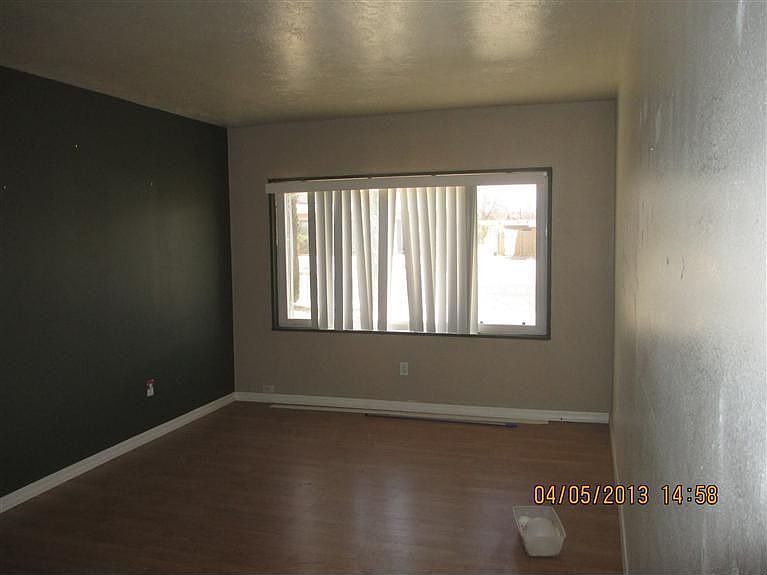 2nd image of 9213 Aztec Rd NE
