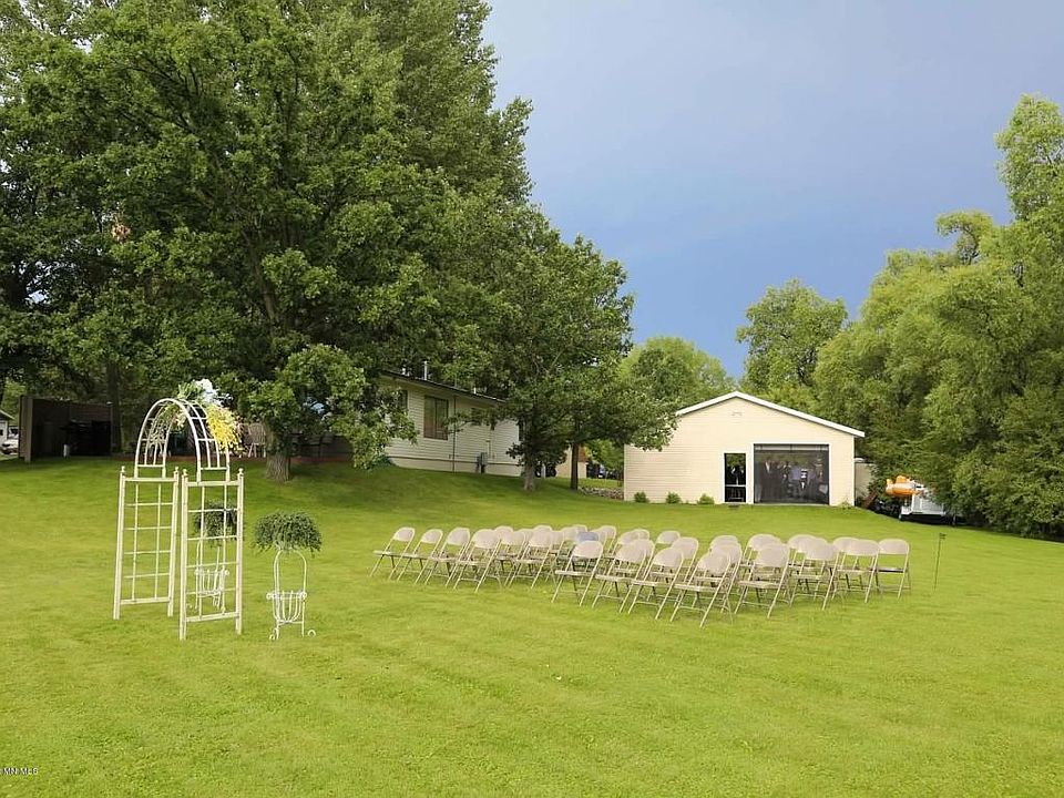 1st image of 14488 Shoreline Ln