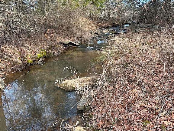 3rd image of 421956 Texanna Rd