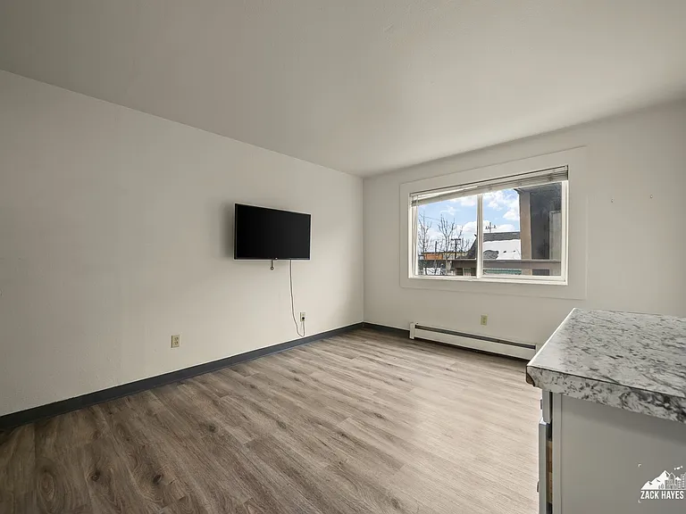 618 Gambell St #11 — Photo 53