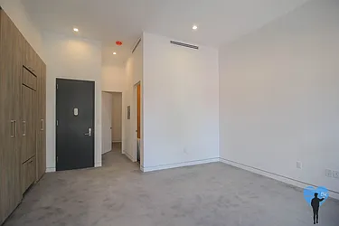 Rented by Next Door Realty NYC