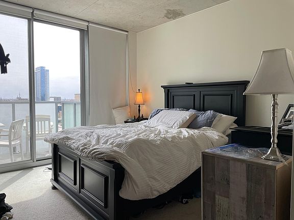 5th image of 659 W Randolph St APT 1218