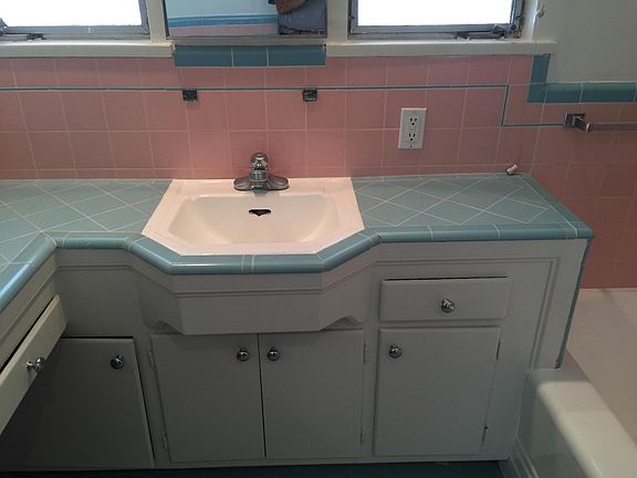 4th image of 168 S Orange Grove Blvd APT 112