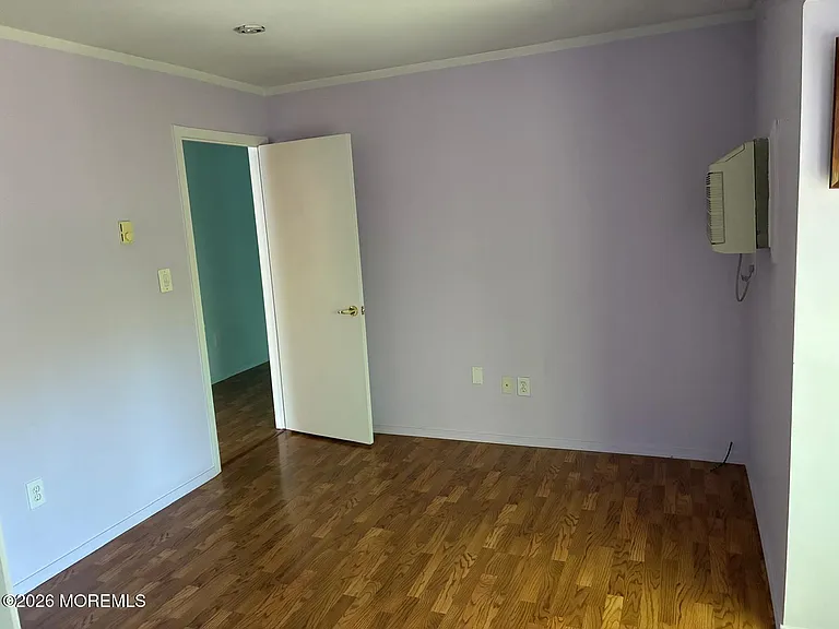 131 Amberly Dr #J — Photo 15