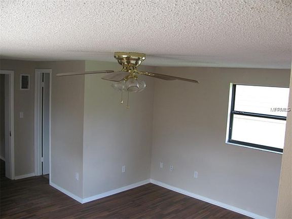 5th image of 570 W New Hampshire Ave