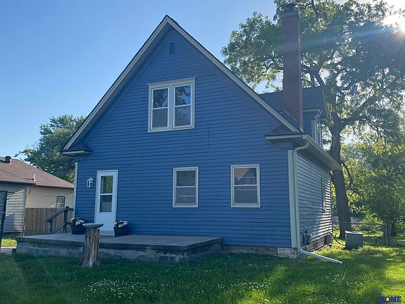 5th image of 605 N 10th St