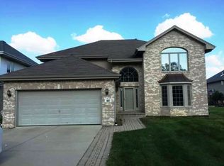 661 N 4th Ave, Addison, IL 60101