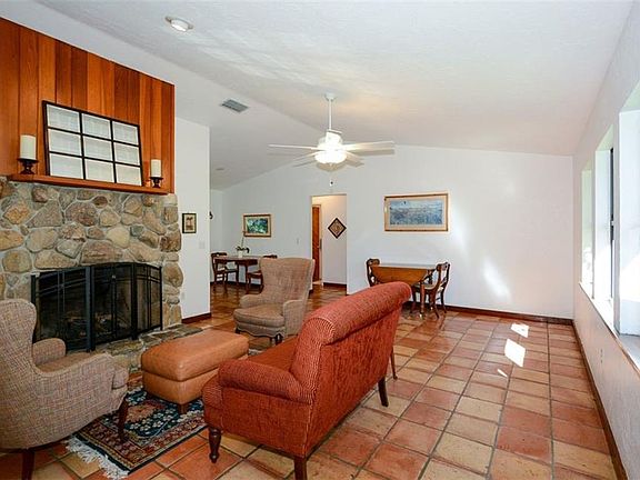 4th image of 3221 Tobero Ln