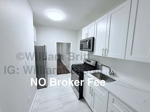 164 Sterling Ave Photo 1