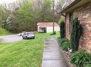 7602 Liberty Rd, Campbellsville, KY 42718