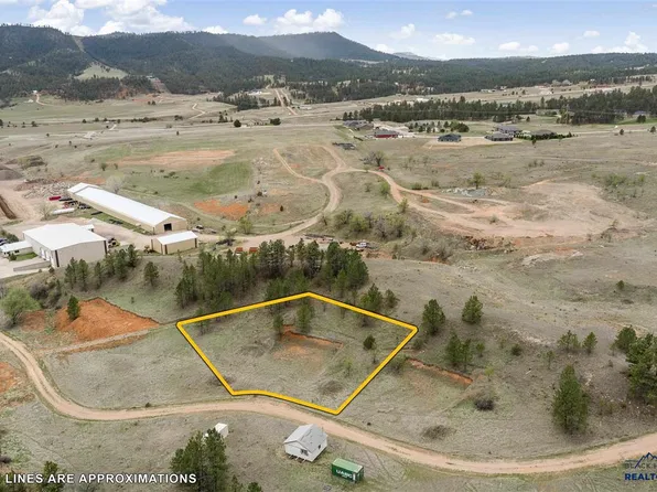 12 Wedgewood Dr, Hot Springs, SD 57747