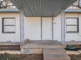 812 Forrestal Dr, Arlington, TX 76010